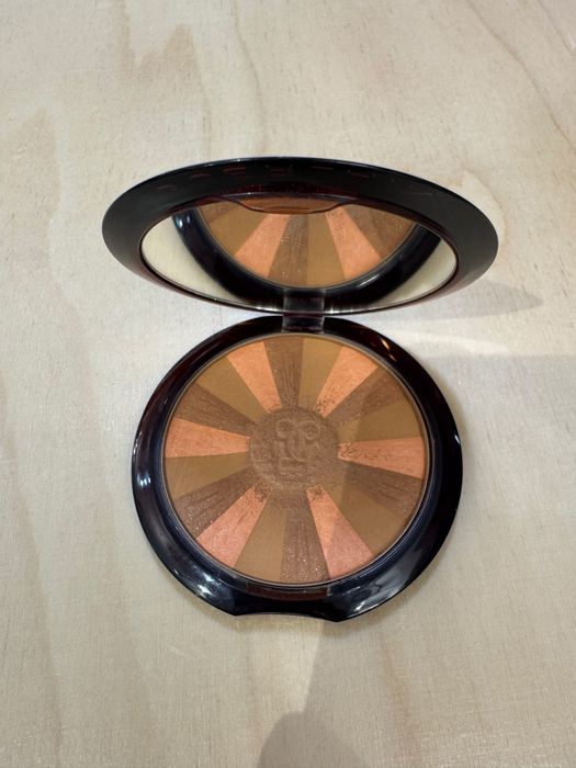 Nars, Guerlain, Estee Lauder грим