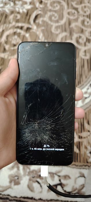 Телефон Samsung A20