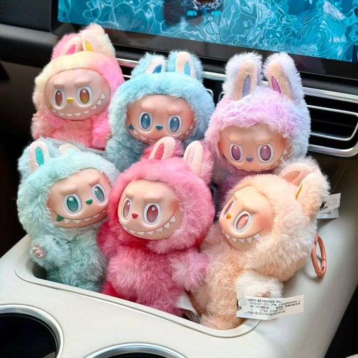 Labubu новая трендовая игрушка