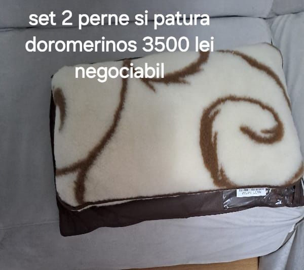 vând set 2 perne și pătură de lână australiană doromerinos