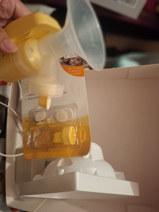 Електрическа помпа Медела мини без шише