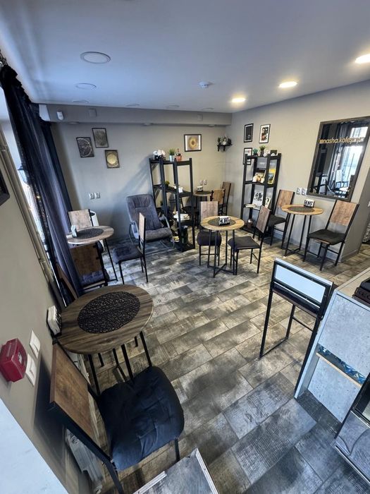 Продам столы и стулья