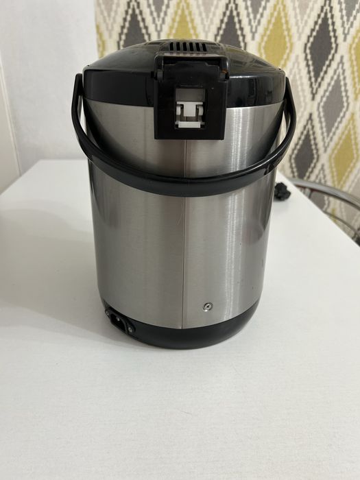 Термопот SCARLETT SL-1509 — 3,3 л, рабочий