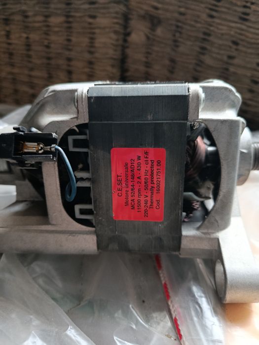 Продам двигатель от стиральной машины