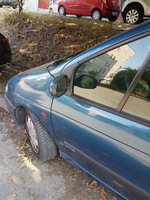 Renault Рено Модел Scénic Сценик 2000