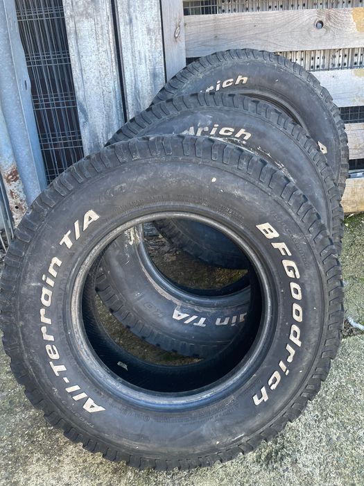 245 75 16 bfgoodrich 3 броя