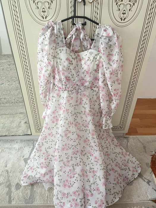 Продается платье.