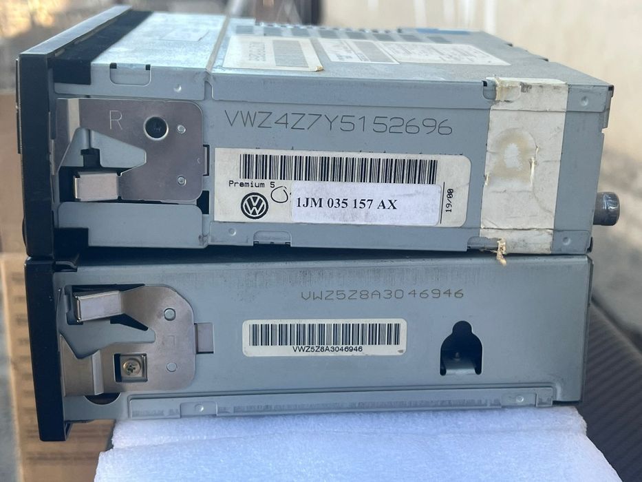 Штатный оригинал магнитофон