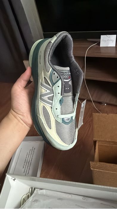 Кроссовки New balance 990 v6