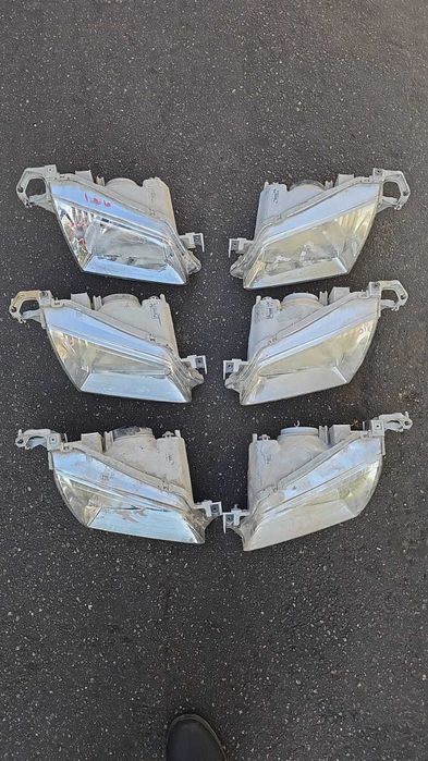 Фары на Mazda 323 Bj