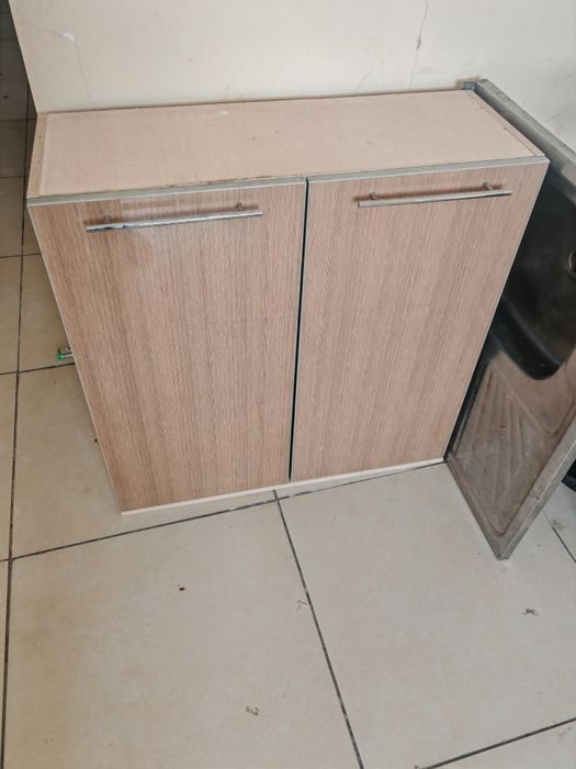 Продам шкафчики дерево