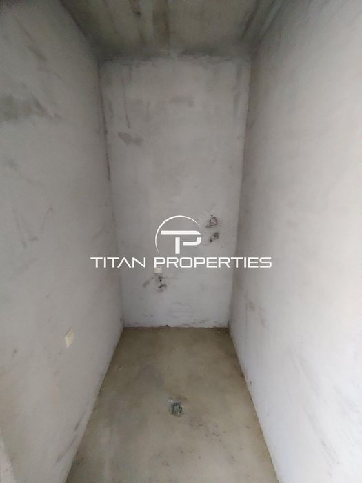 Тристаен апартамент в кв. Сарафово