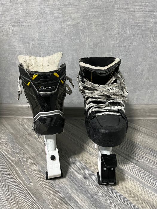 продам коньки, плоскость