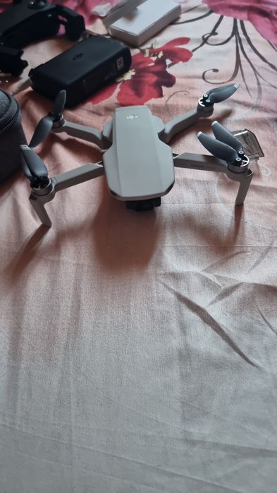 Drona mini distanta 3000m