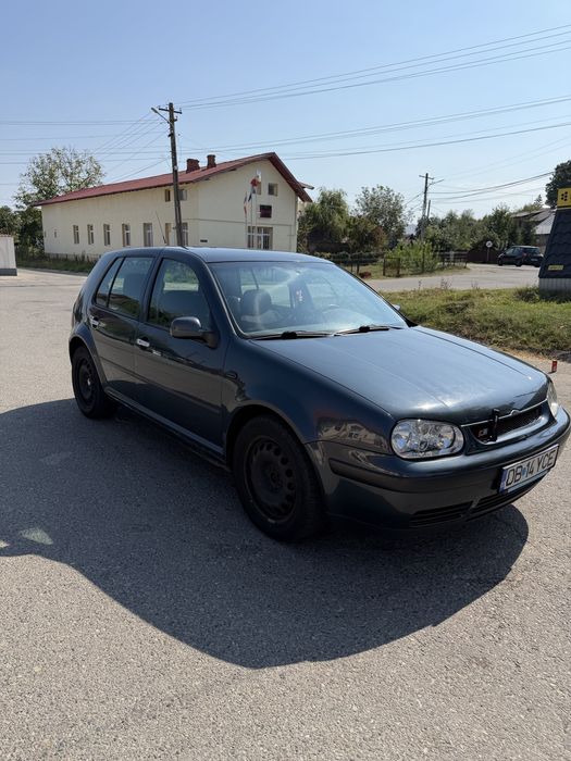 VOLKSWAGEN Golf 2000 — imagine 3