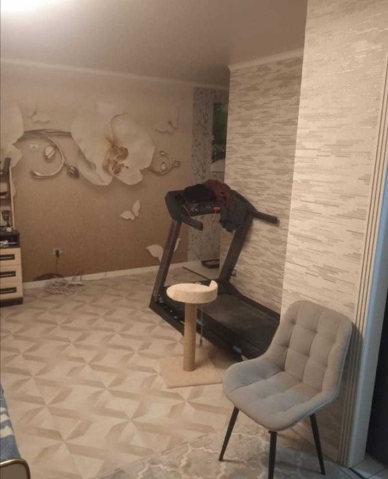 Продам 3 комнатную квартиру