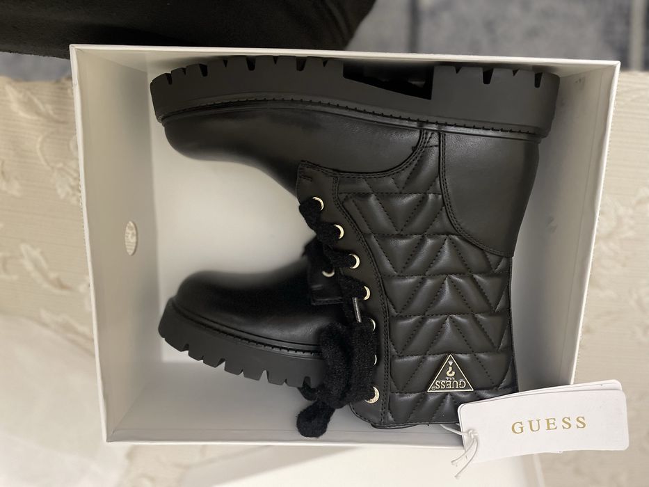 Нови Боти Guess, 36 номер