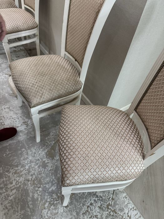 Стулья для гостинной