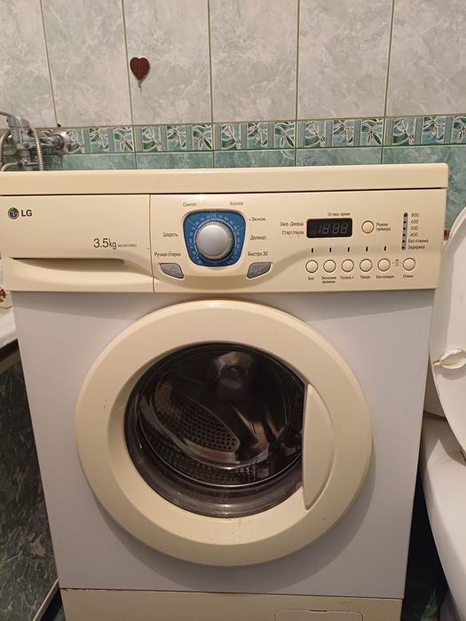 Продам стиральную машину