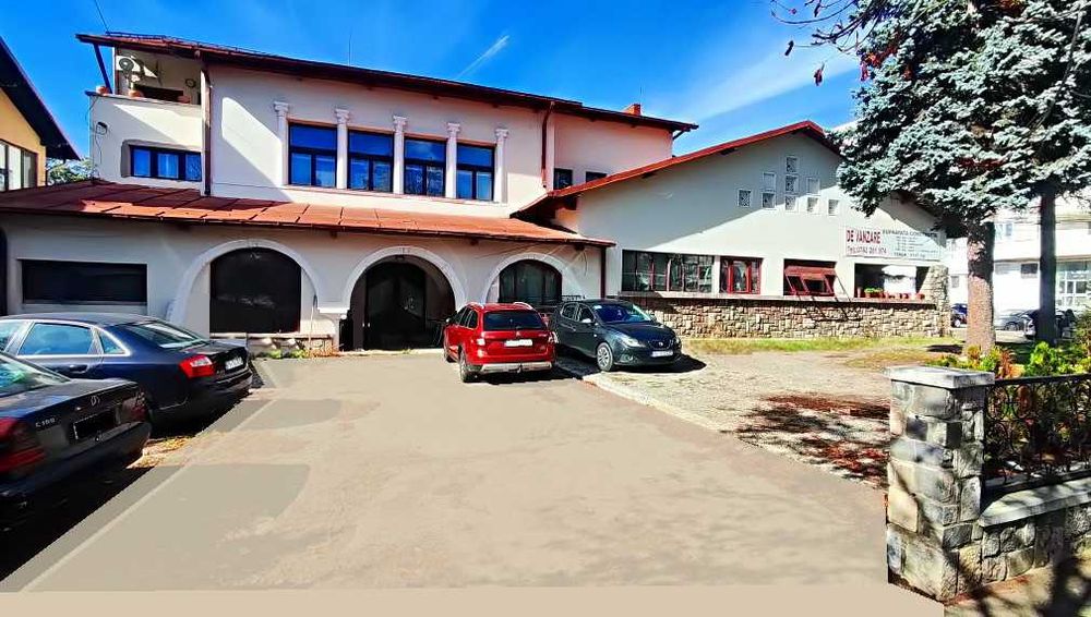 Spatiu comercial ultracentral, in Campina, PH, Parc central Milia