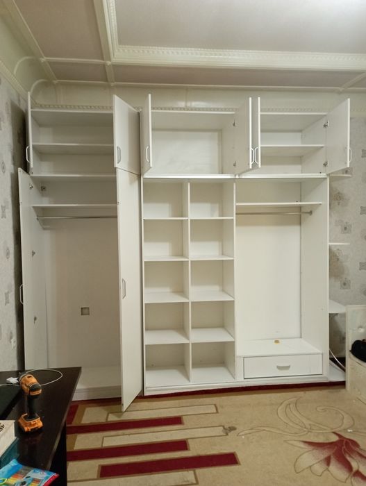 Сборка  разборка и ремонт переделка  мебели.