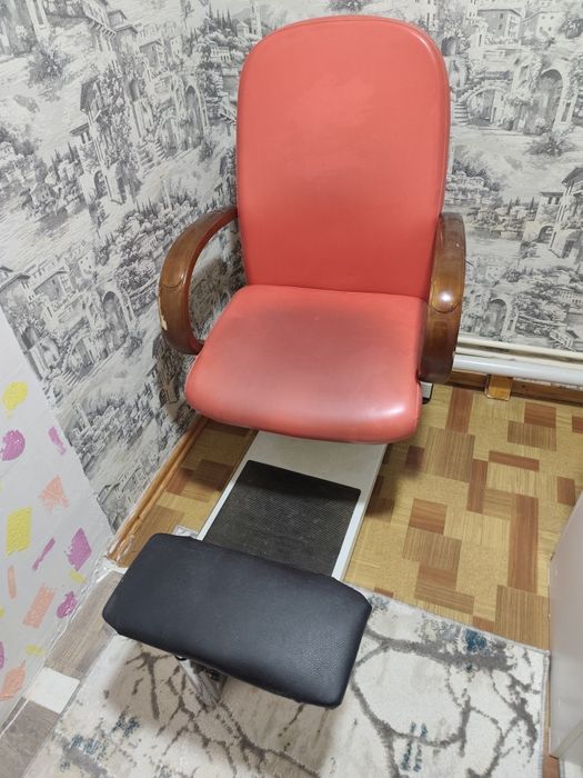 Срочно!!! Кресло для педикюра