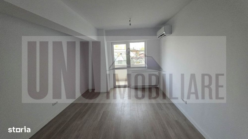 Apartament 2 camere Dec, Geam la baie