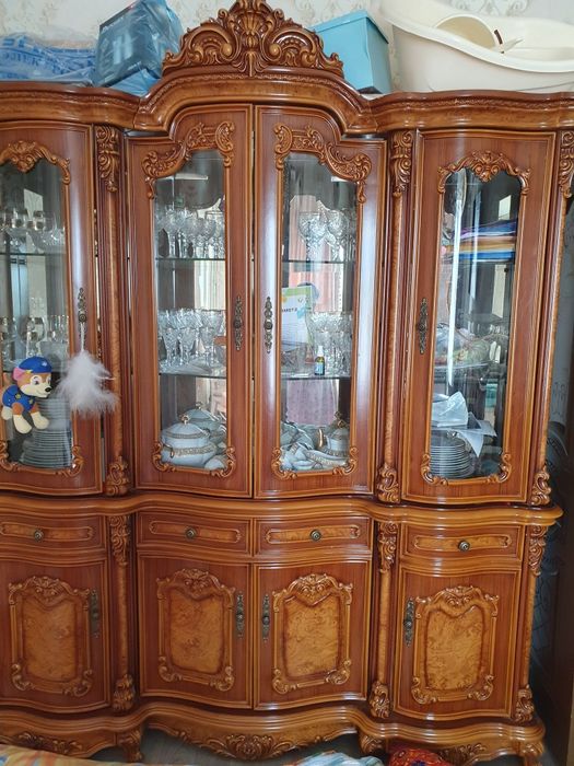 Продам камод для посуды