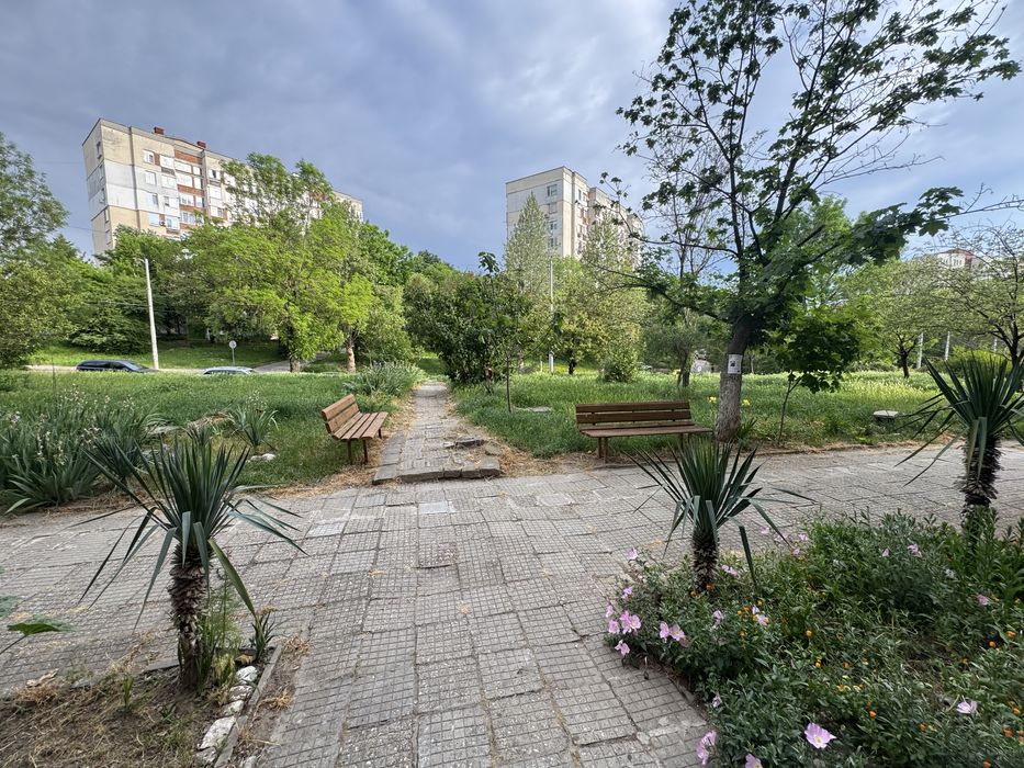 Продава се Двустаен апартамент в Плевен, Мара Денчева - 65 кв.м за 2000 €/кв.м - Снимка #2