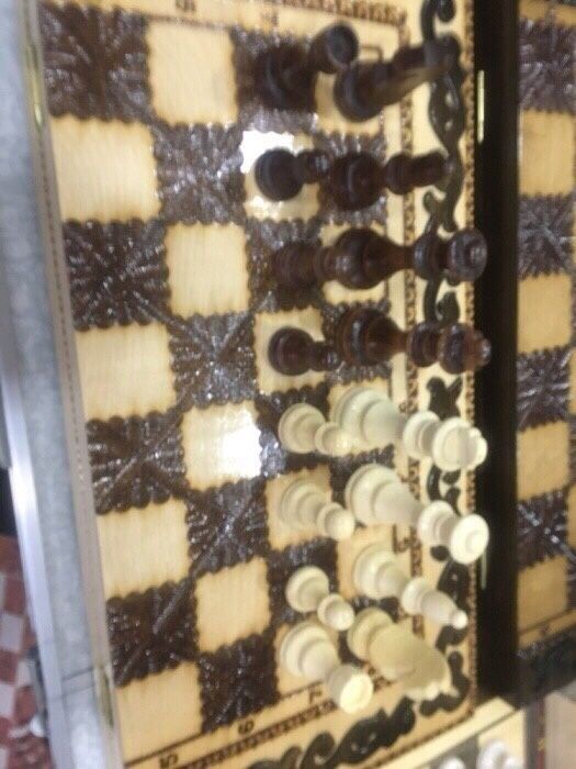 Шахматные фигуры большой! и Хорошый качество Деревянный