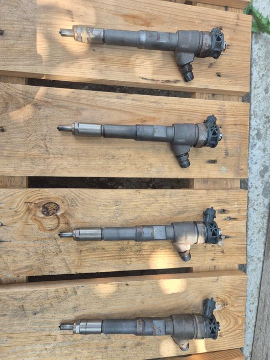 Injectoare Bosch Dacia / Renault 1.5 euro 6