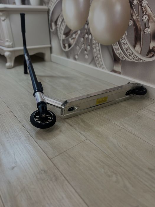 Продам трюковой самокат