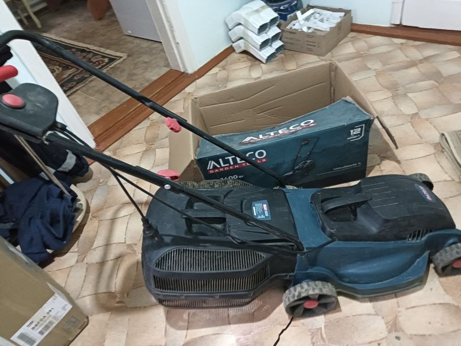 Газонокосилка б/у
