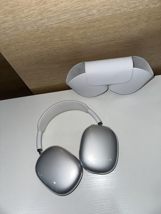 AirPods MAX Silver