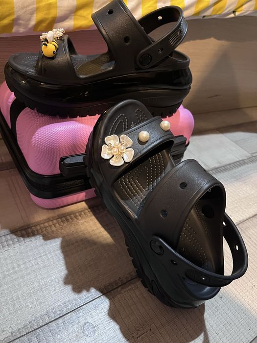 Crocs Mega Crush sandal
