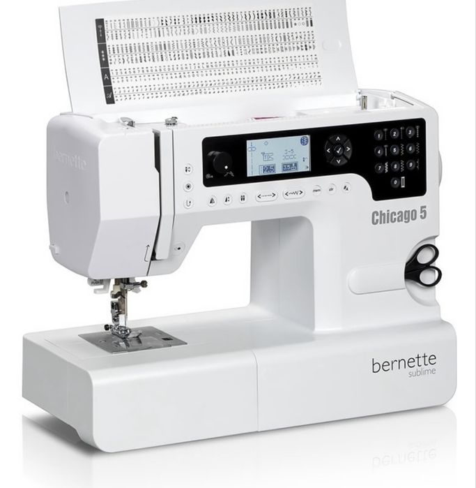 Швейная машина Bernina Bernette Chicago 5 белый