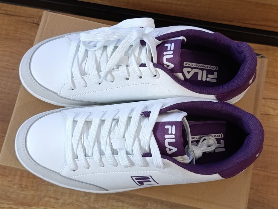 Fila Courtbay: Бели дамски маратонки