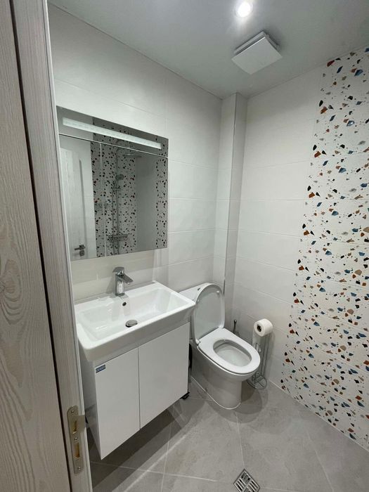 Дава се под наем Двустаен апартамент в Варна, Чайка - 80 кв.м за 677.79 € - Снимка #7