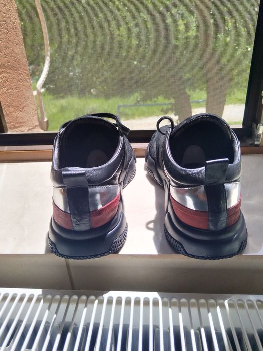 Adidasi piele 43