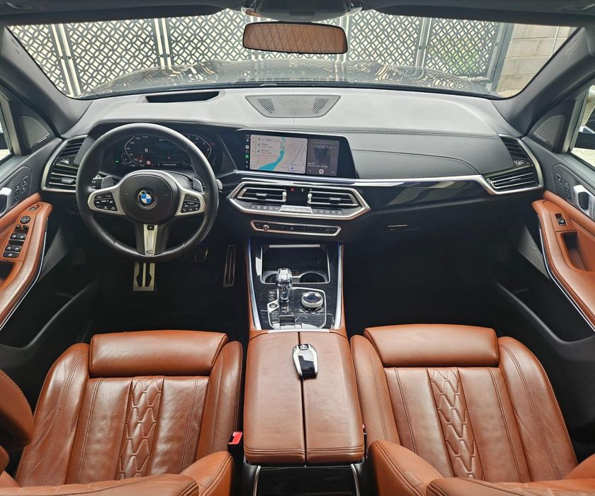 Bmw X5 M Pachet  / 400 CP ~ Sky Lounge ~ H & K ~ Soft~Camere 360°~FULL