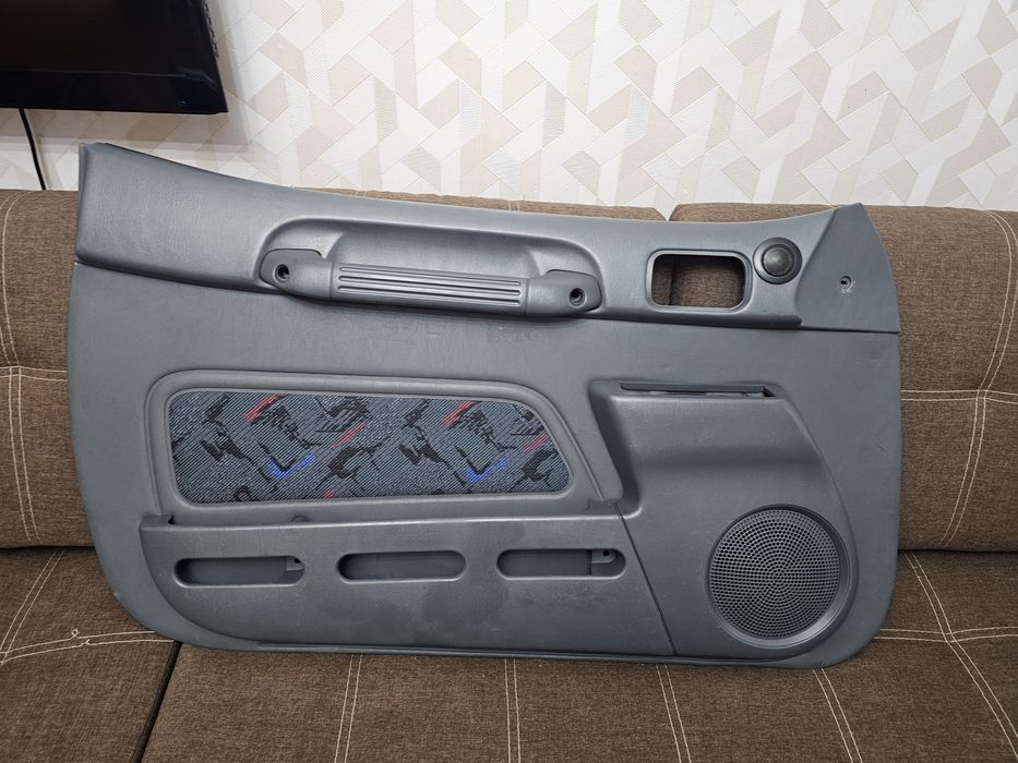 Карты дверей rav4 1 поколение 3х дверный