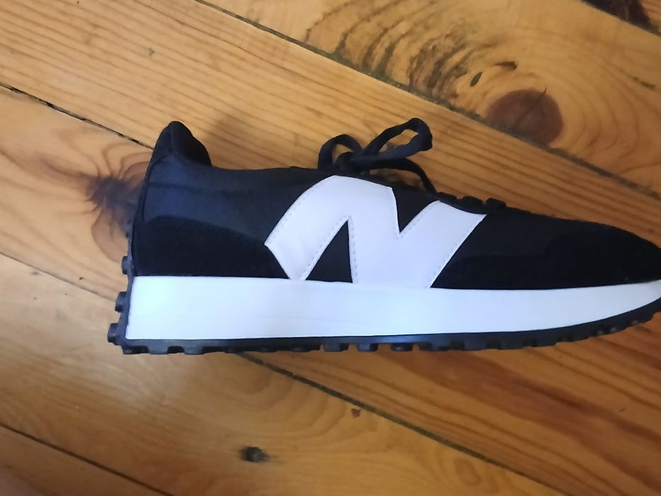 Маратонки NEW BALANCE 327
