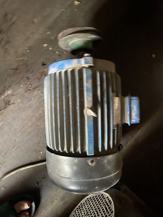 Продам электромотор