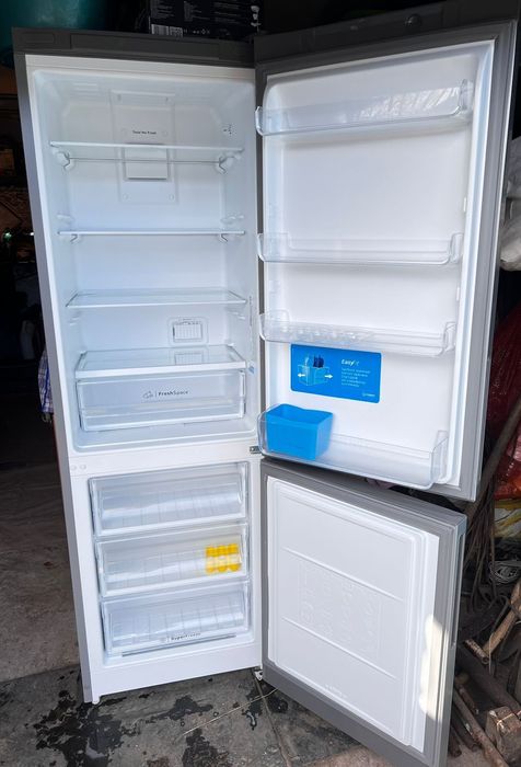 Холодильник Indesit