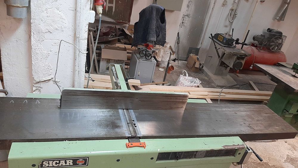 Abricht, abric, masina de indreptat