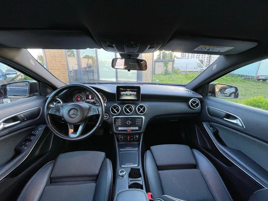 Mercedes-Benz A 180 Mercedes A-Class Facelift 2017 180d Automat / LED / Carplay/ int Sport