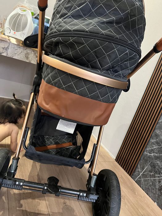 Коляска Tekhnum состояние новой