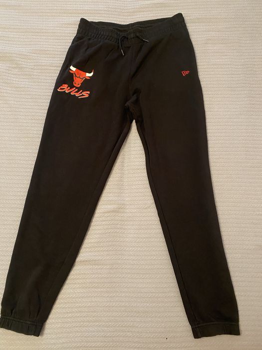 Pantaloni new era bulls