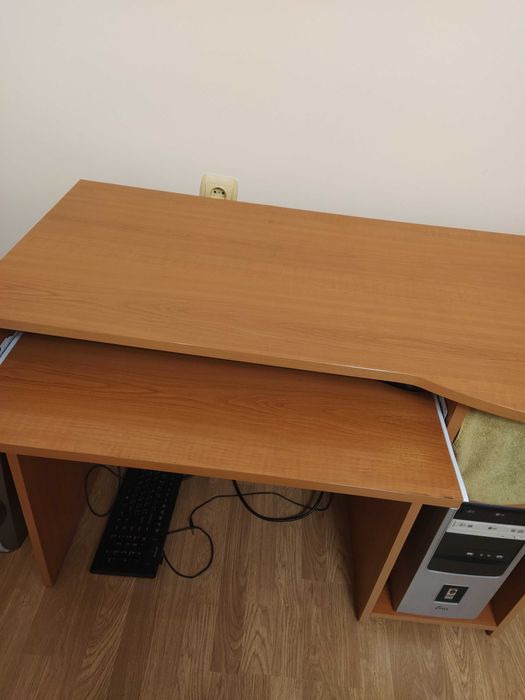 Бюро за компютър