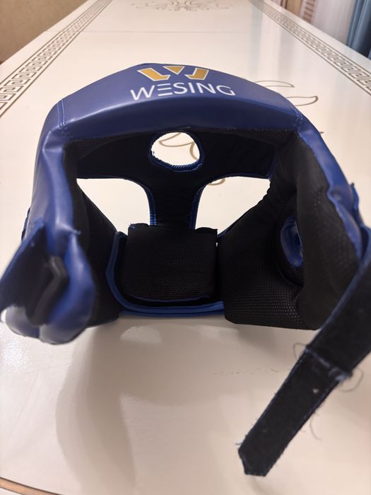 Шлем WESING для единаборств
